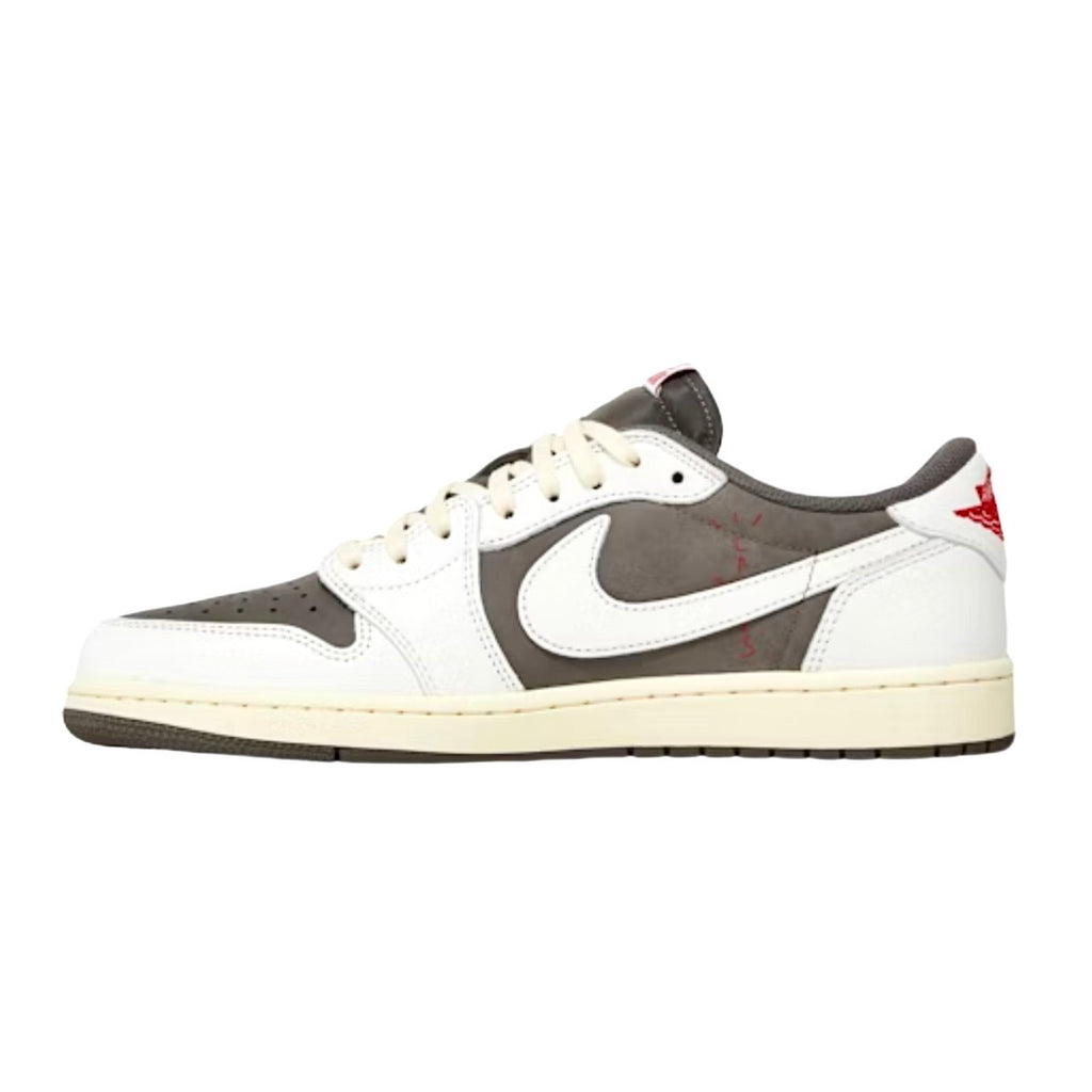 Air Jordan DM7866-162,Travis Scott x Air Jordan 1 Retro Low sneaker,Travis Scott x Air Jordan Sneaker,Air Jordan sneaker,Air