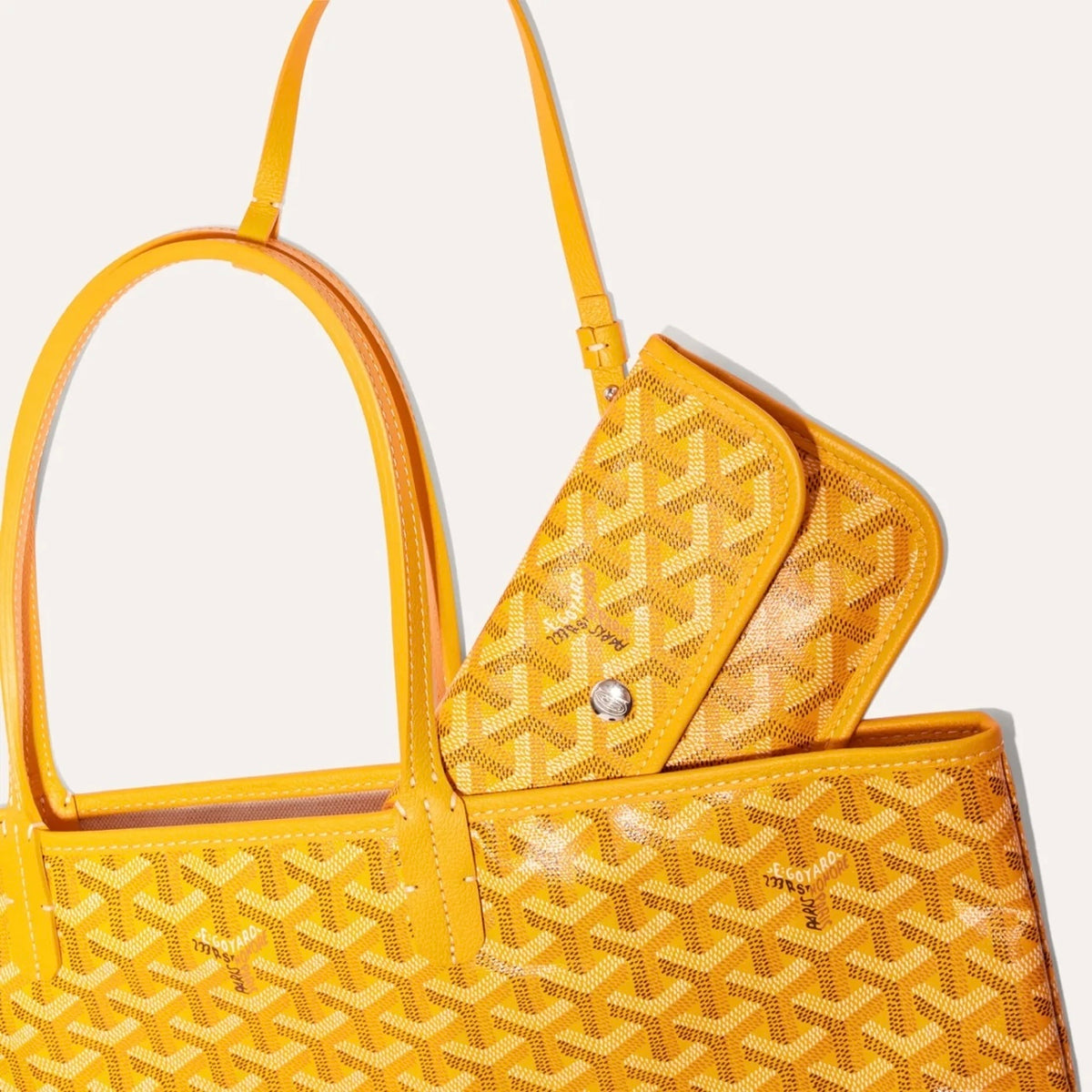 Goyard PM Bag,Goyard tote bag,Goyard bag,Goyard bag on sale,Goyard tote bag pm,Goyard tote bag price,Goyard tote bag outlet,G