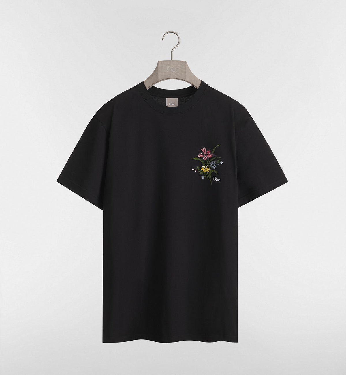 Winniemodo,Winniemodony,Dior 693J640A3282,Dior T-Shirt,Dior T- Shirt mens,Dior T-Shirt secret garden,Dior Tee black,Dior clot