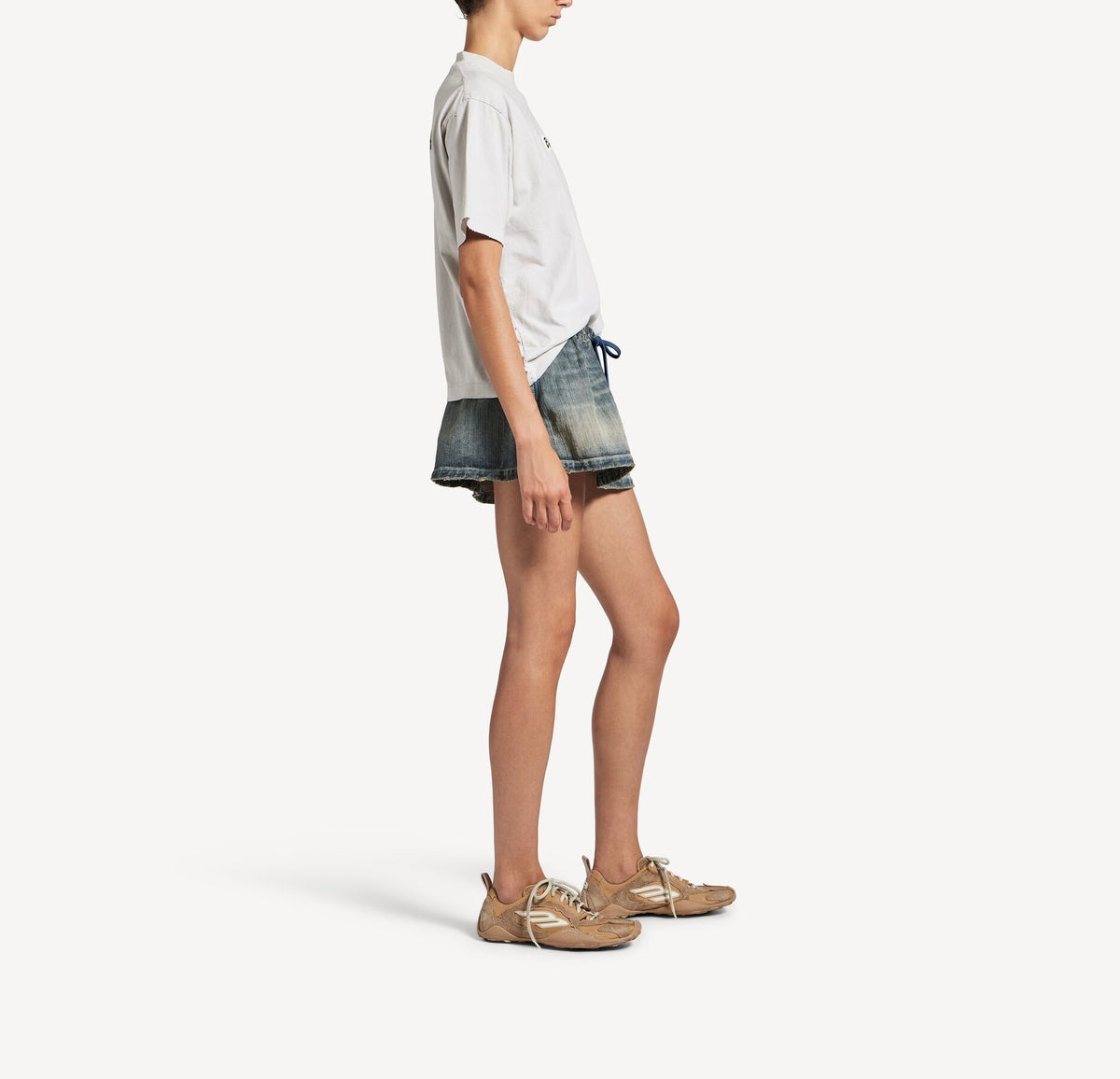 Winniemodo,Winniemodony,Balenciaga 850990 TTVL6,Balenciaga t-shirt women,Balenciaga t-shirt discount,Balenciaga t-shirt outle