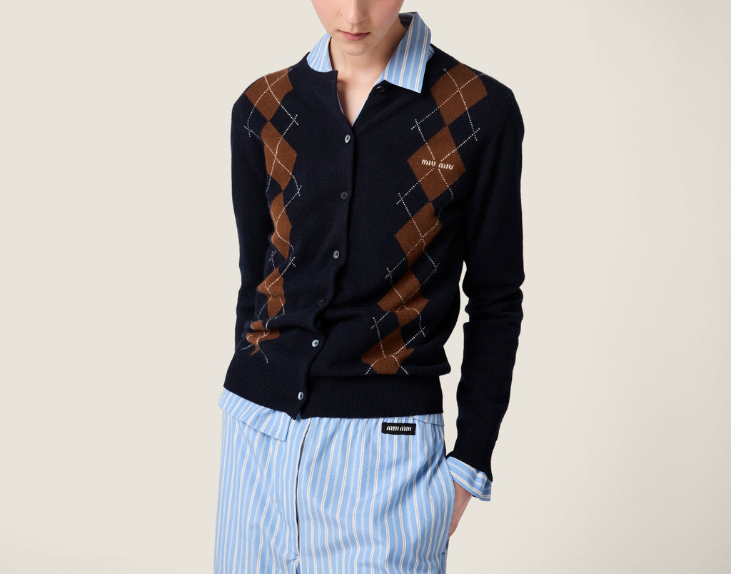 Winniemodo,Winnie modo,MIU MIU MMF988,Miu Miu cashmere cardigan,MIU MIU cardigan,MIU MIU cardigan womens,MIU MIU cardigan sal