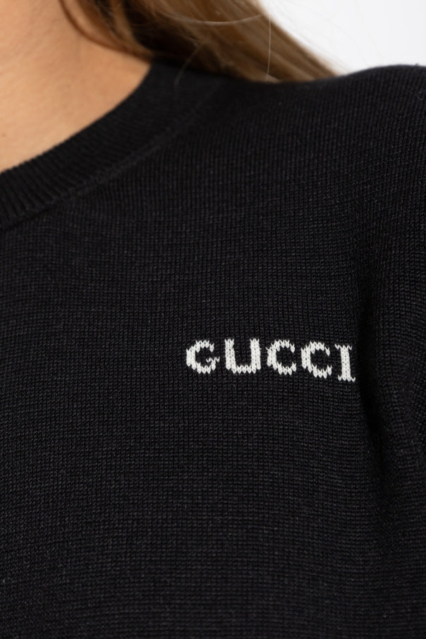 Winniemodo,Winnie modo,Gucci 789673 XKD3P,Gucci cardigan with logo,Gucci cardigan,Gucci cardigan sale,Gucci cardigan womens,G