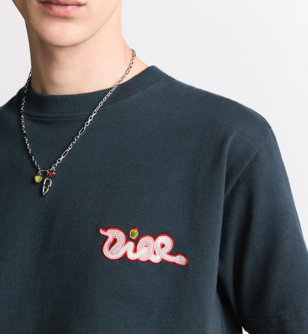 Dior 513J696F0554,Dior x Kaws t-shirt,Dior x Kaws tee,Dior x Kaws mens,Dior x Kaws authentic,Dior x Kaws t-shirt on sale,Dior