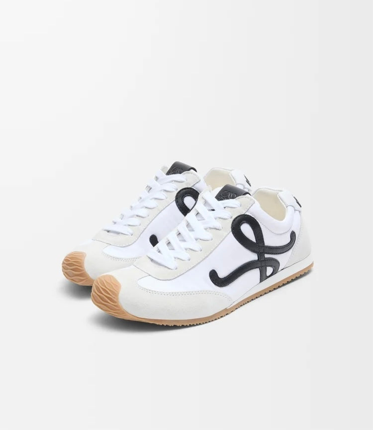 Winniemodo,Winnie modo,Loewe ballet runner 2.0,Loewe ballet sneaker,Loewe sneaker,Loewe sneaker sale,Loewe sneaker white,Loew