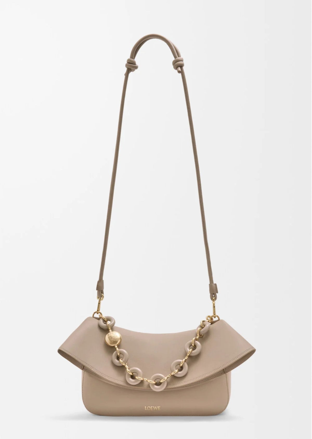 Winniemodo,Winnie modo,Loewe AP22P22X07,Loewe medium ola bag,Loewe bag,Loewe bag sale,Loewe ola bag,Loewe bag beige,Loewe ola