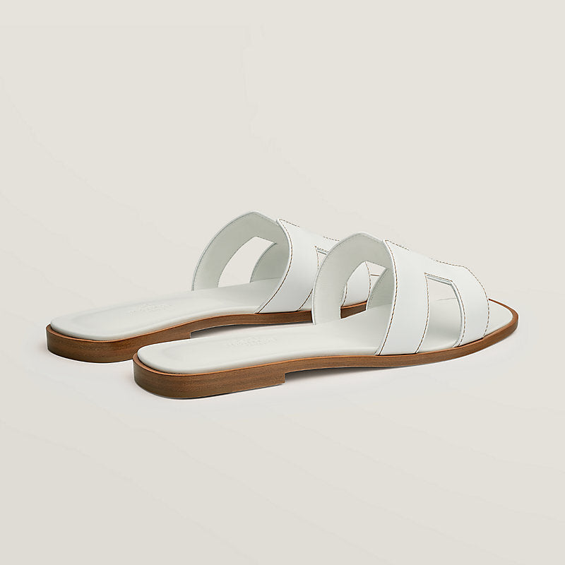 Winniemodo,Winnie modo,Hermes SM021056Z,Hermes Oran sandal,Hermes Oran white,Hermes sandals women,Hermes sandals sale,Hermes