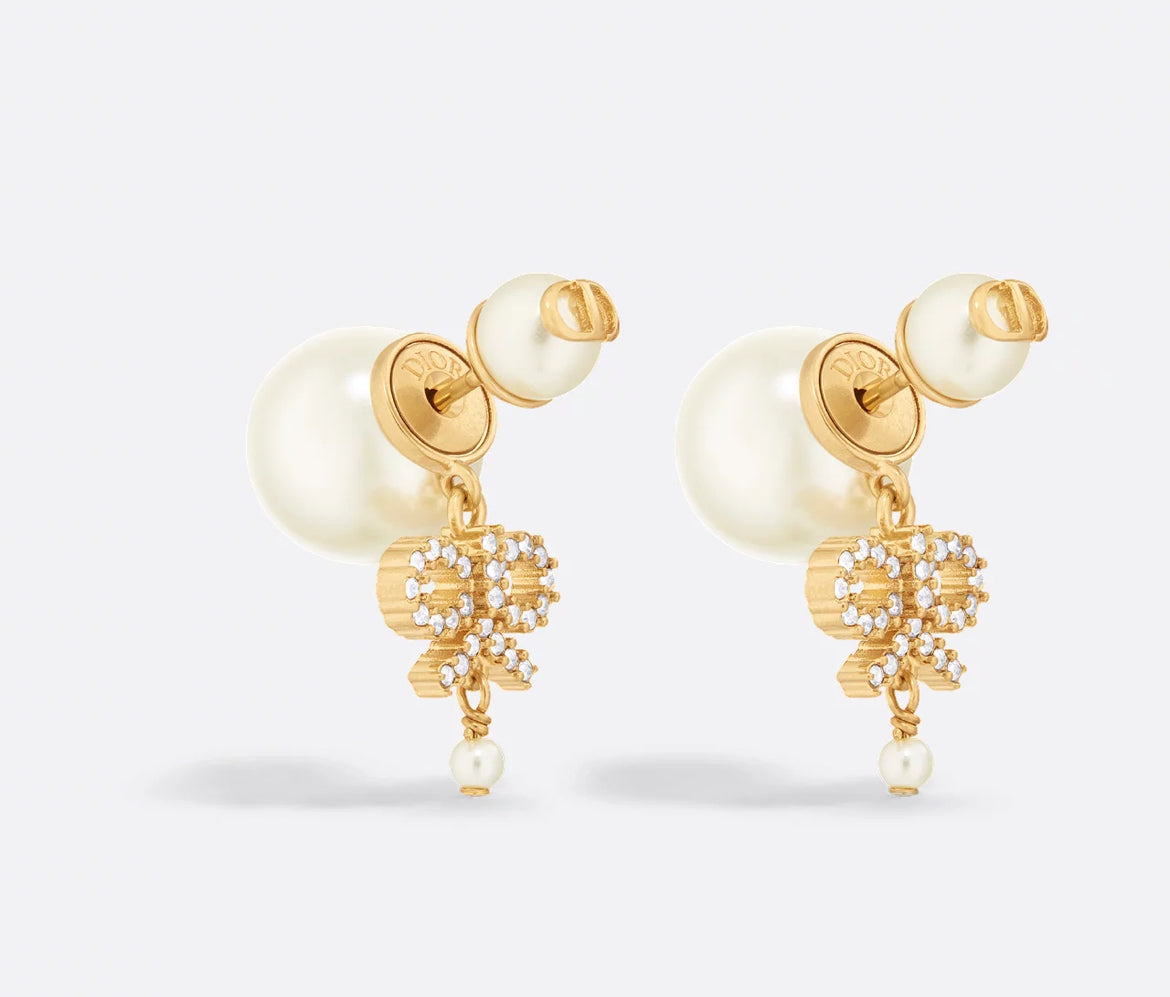 Dior tribales earrings,Dior pearls bow earrings,Dior pearls bow charms earrings,Dior pearls earrings,Dior cd pearls earrings,
