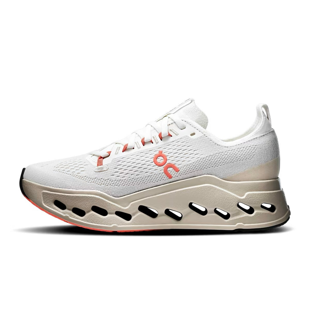 Winniemodo,Winnie modo,On Cloudsurfer Max Sneaker,On Cloudsurfer white,On Cloudsurfer Max Ivory,On cloud running,On cloud run