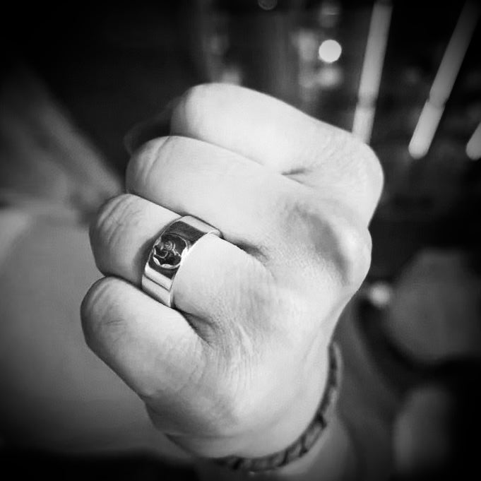 Goro's flattened ring