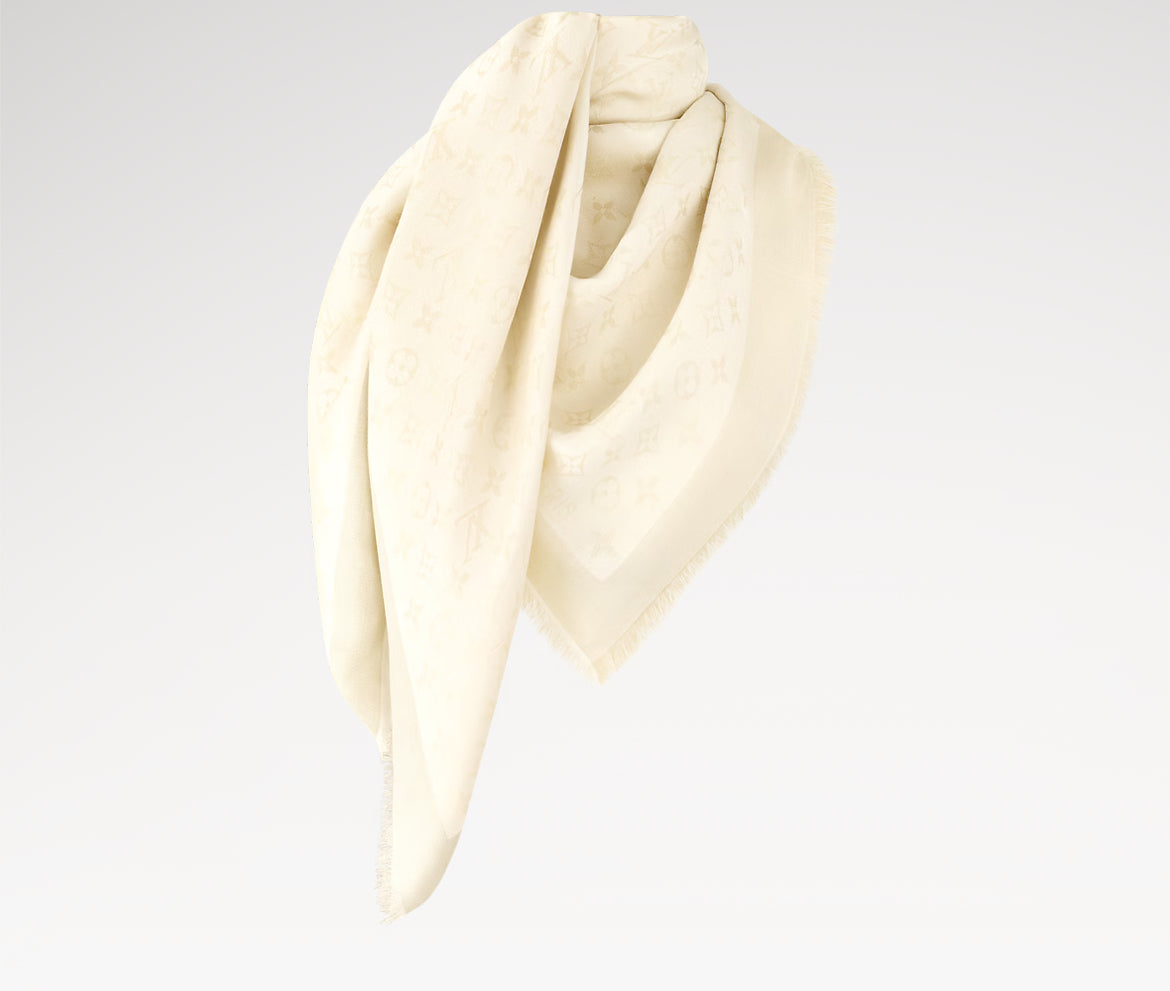 Louis Vuitton M74026,LV M74026,Louis Vuitton monogram shine shawl,LV monogram shine shawl,Louis Vuitton white scarf,LV white