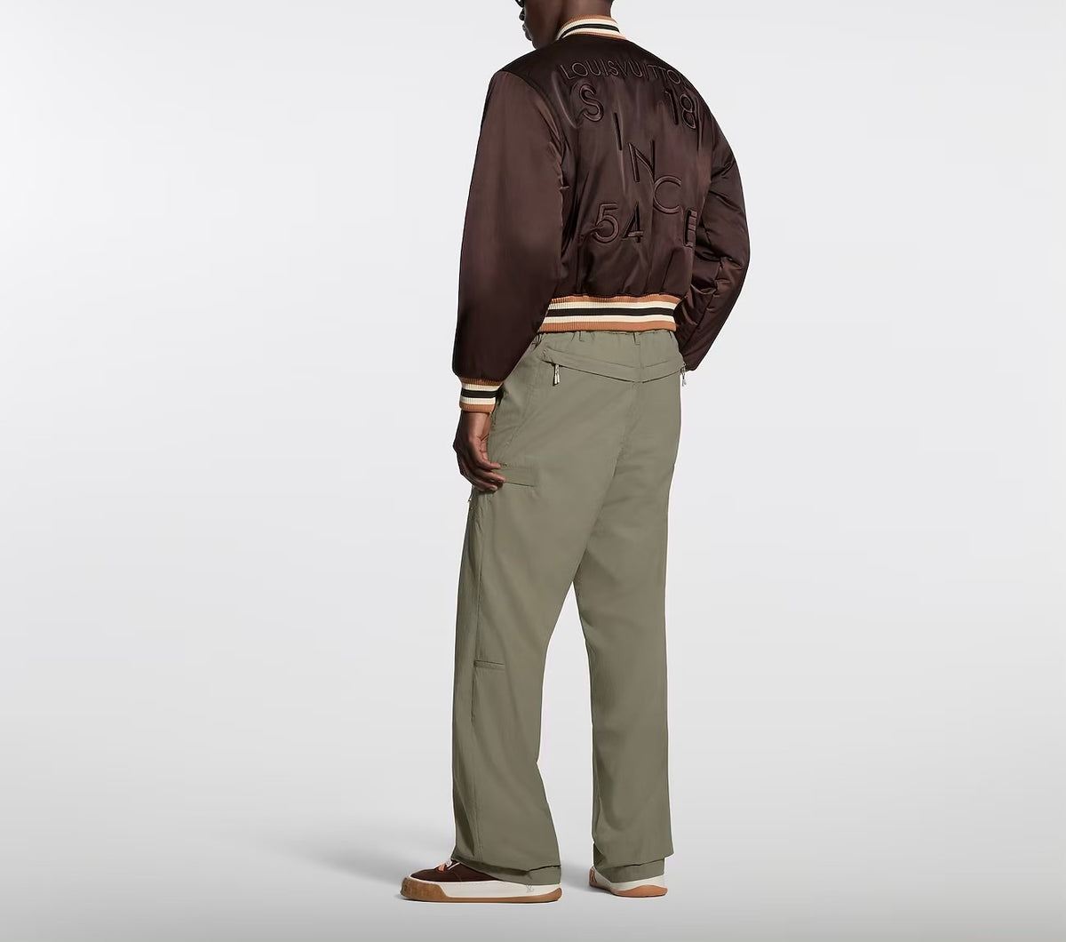 Winniemodo,Winniemodony,Louis Vuitton 1AJTY6,Louis Vuitton pants men,Louis Vuitton pants discount,Italian clothing designer,b
