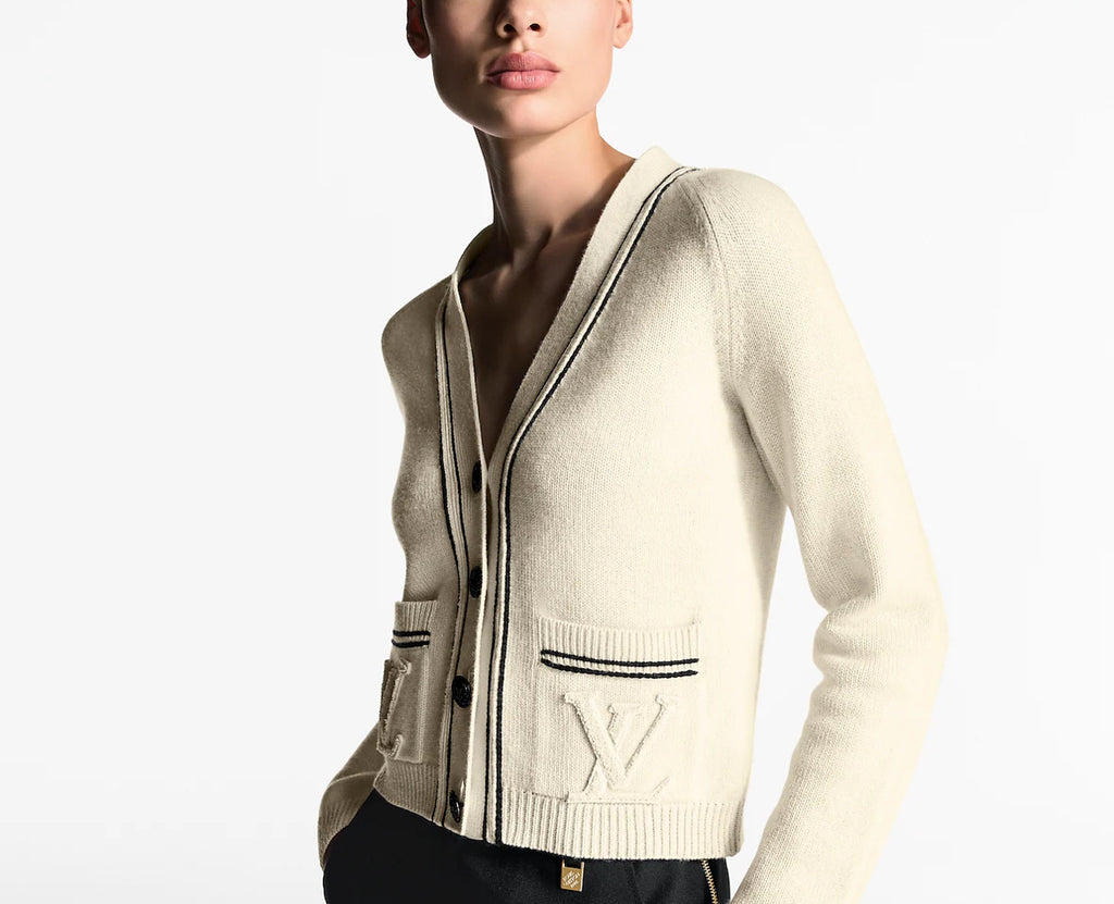 Louis Vuitton 1AHJEC,LV 1AHJEC,Louis Vuitton stripe cardigan,Louis Vuitton white cardigan womens,Louis Vuitton womens cardiga