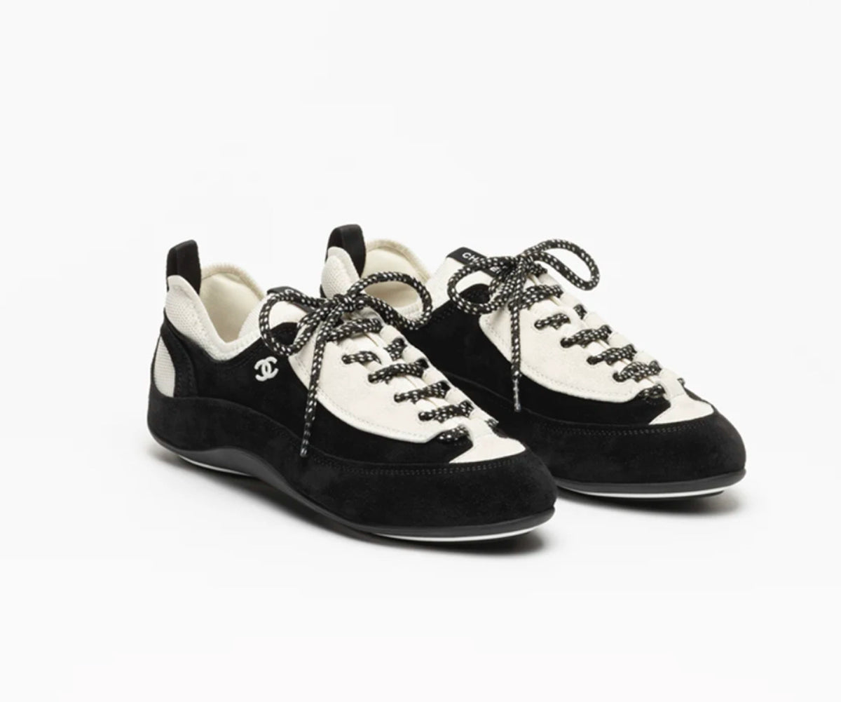 Winniemodo,Winniemodony,Chanel G47413,Chanel sneaker,Chanel sneaker black and white,Chanel sneaker panda sale,Chanel sneaker