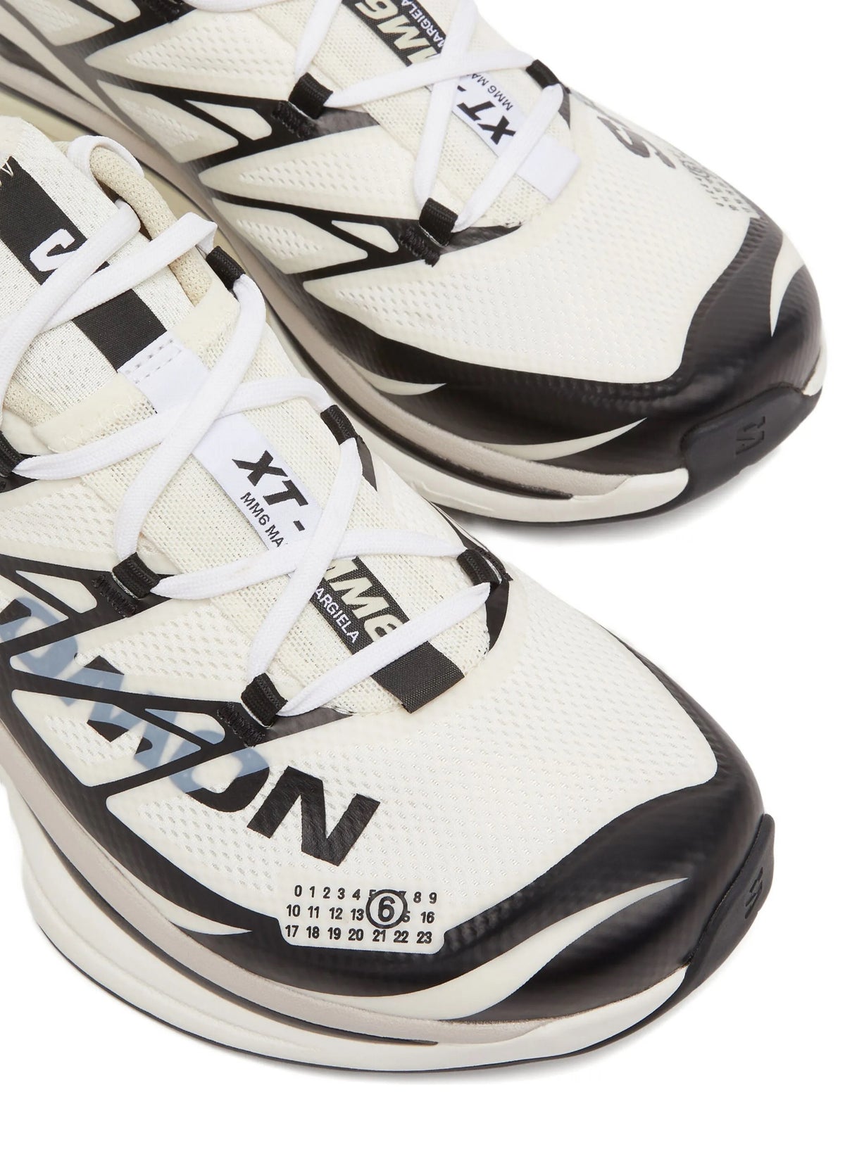 Winniemodo,Winniemodony,Salomon x Maison Margiela L49107000,Maison Margiela x Salomon XT Sneaker,Salomon x MM6 sneaker white,