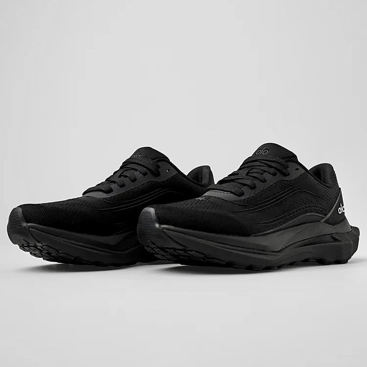 Alo Runner Black,Alo Runner,Alo sneaker black,Alo sneaker,Yoga sneaker,Alo sneaker on sale,Alo yoga sneaker black,Alo womens