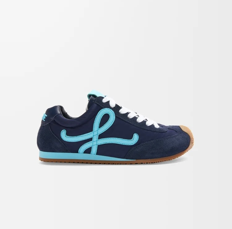 Winniemodo,Winnie modo,Loewe ballet runner 2.0,Loewe ballet sneaker,Loewe sneaker,Loewe sneaker sale,Loewe sneaker navy,Loewe