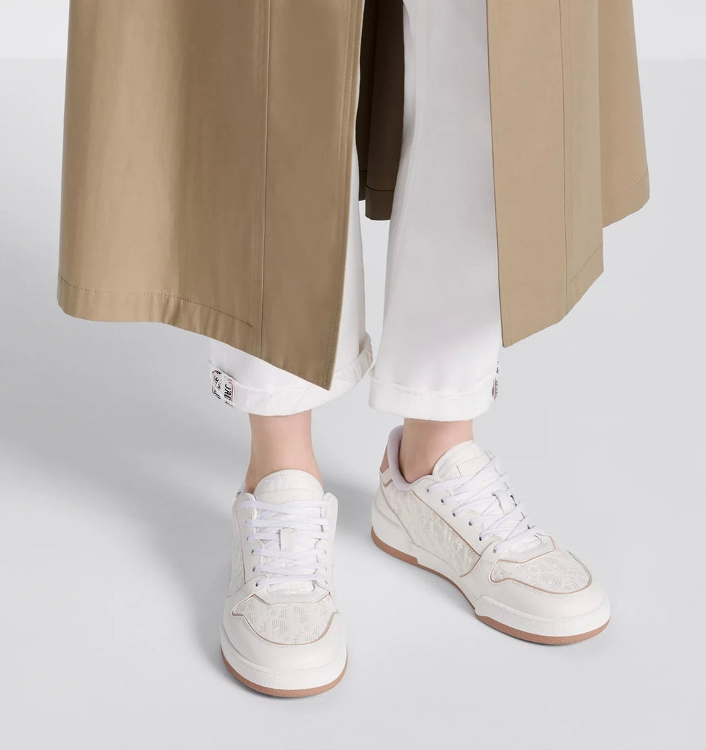 Winniemodo,Winnie modo,Dior KCK366LOM,Dior sneaker,Dior sneaker sale,Dior sneaker white,Dior sneaker white sale,Dior One snea
