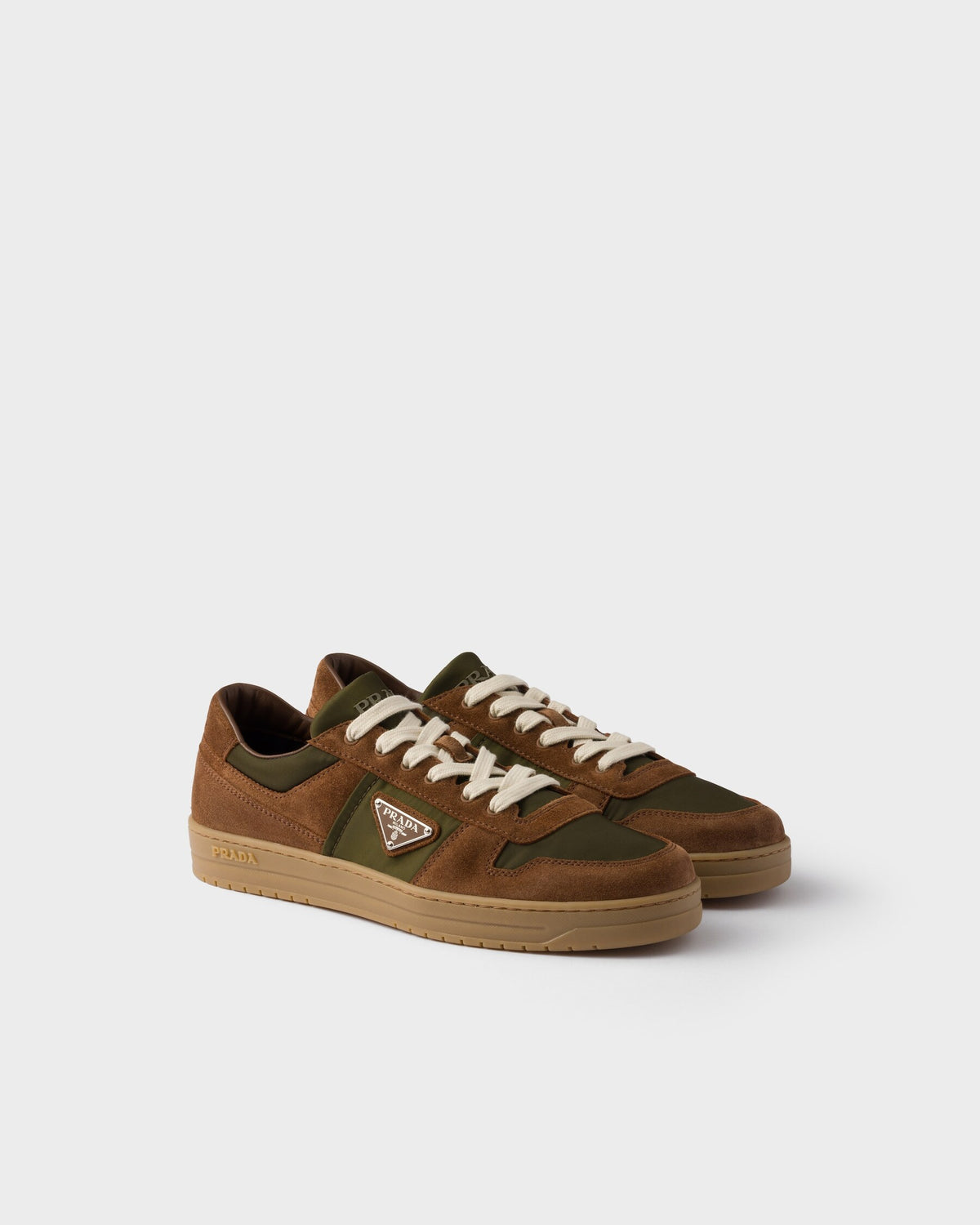 Winniemodo,Winniemodony,Prada sneaker men,Prada sneaker discount,Prada sneaker outlet, luxury footwear deals,outlet designer