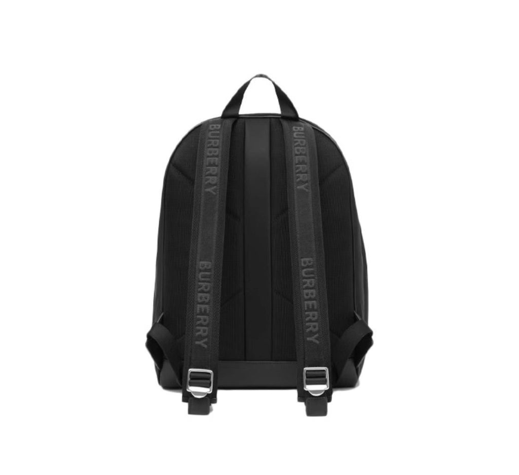 Winniemodo,Winnie modo,Burberry 8021084,Burberry nylon logo backpack,Burberry backpack nylon,Burberry backpack black,Burberry