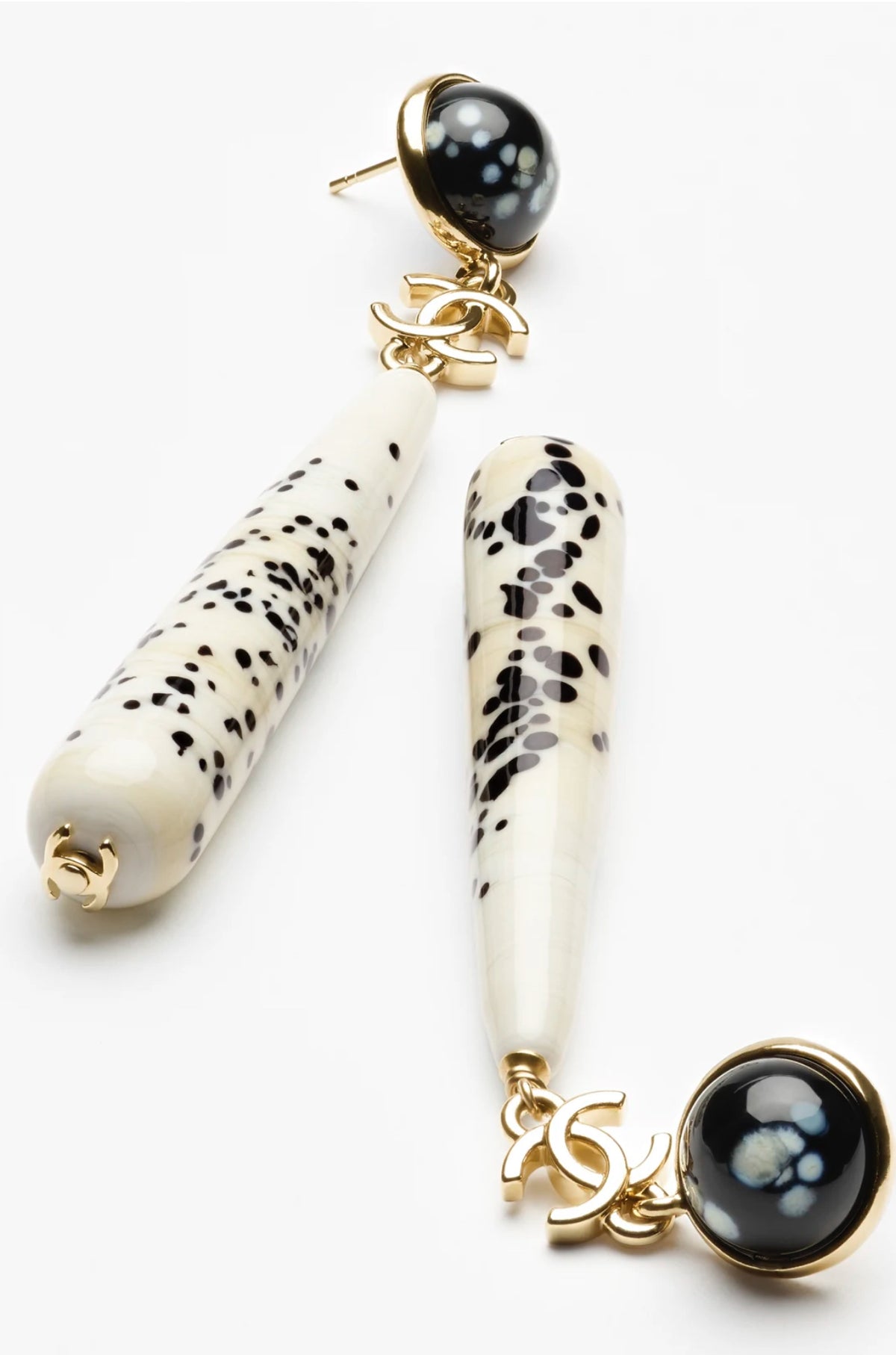 Chanel pendant earrings