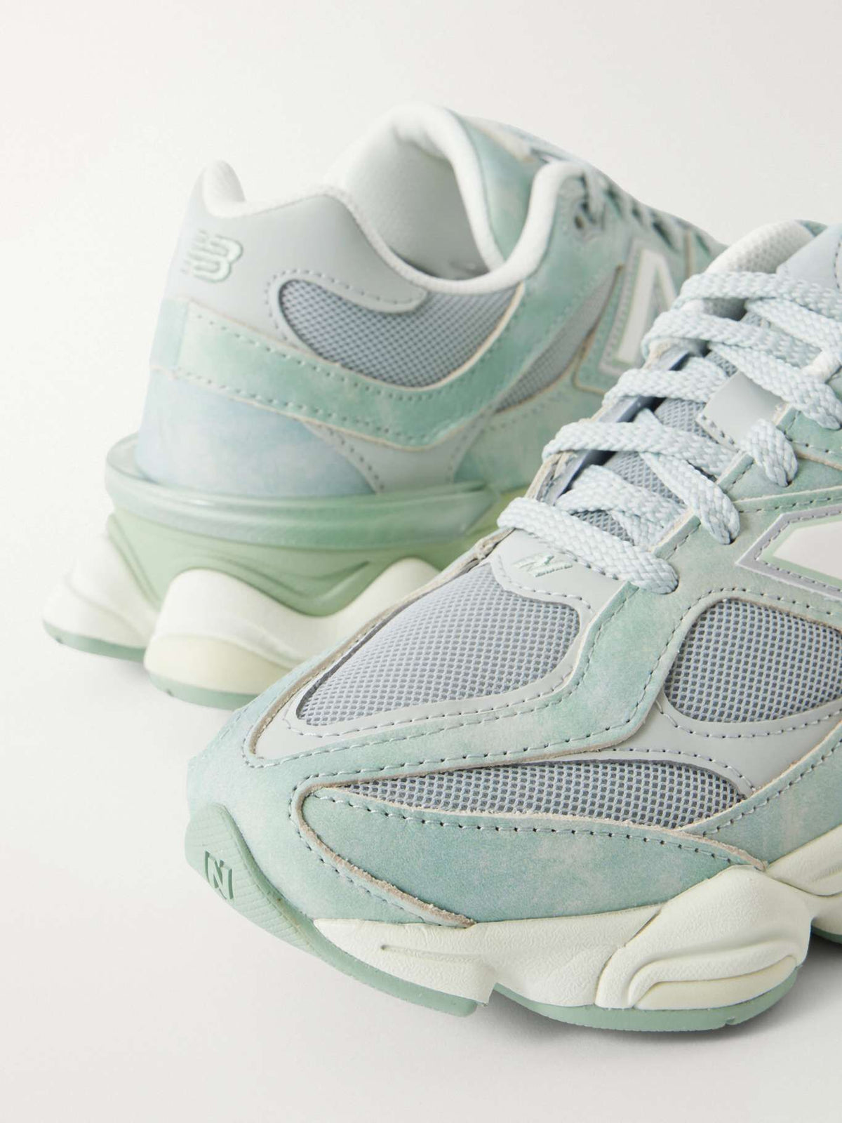 Winniemodo,Winniemodony,New balance U90608Z4,New Balence 9060 green,New balance sneaker women,NB sneaker,New balance sneaker