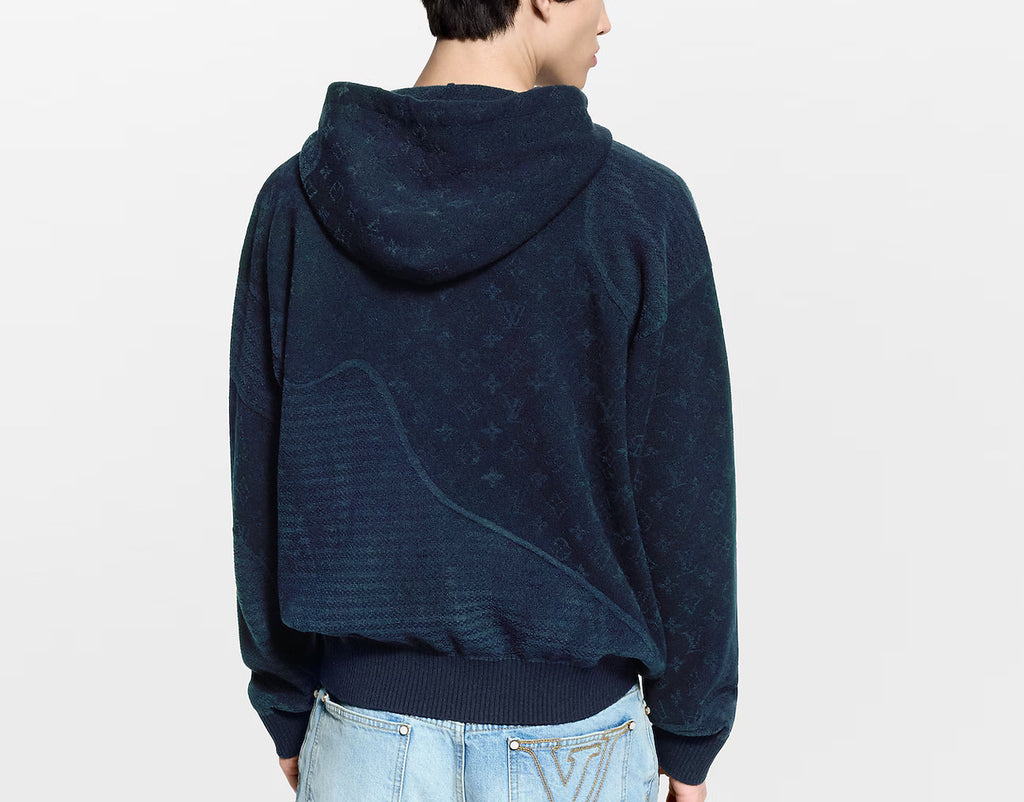 Winniemodo,Winnie modo,Louis Vuitton 1AIWFV,LV 1AIWFV,Louis Vuitton graphic jacquard hoodie,Louis Vuitton hoodie,Louis Vuitto