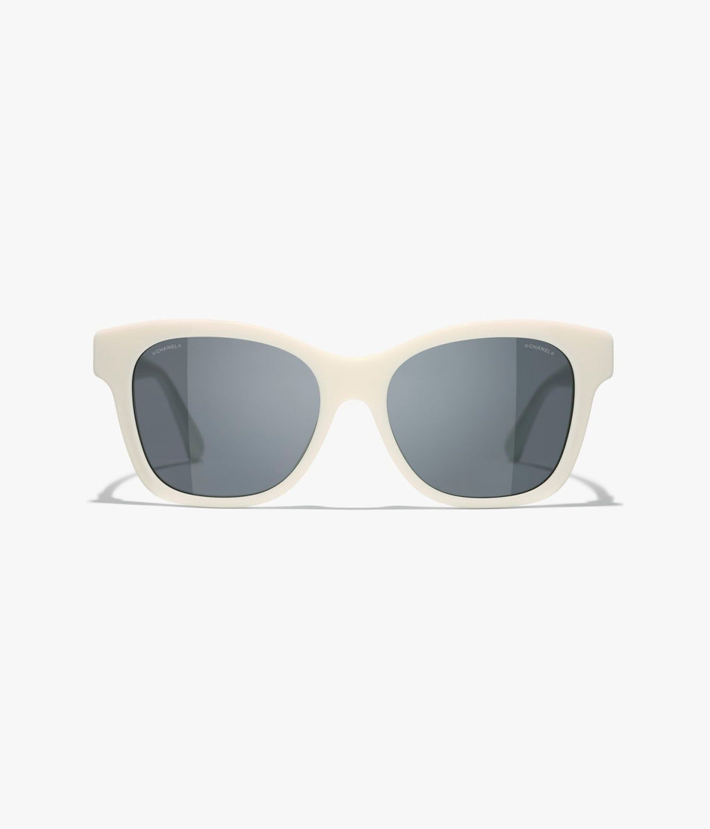 Winniemodo,Winniemodony,Chanel A71494,Chanel square 5480 sunglasses,Chanel square sunglasses white,Chanel sunglasses white,Ch