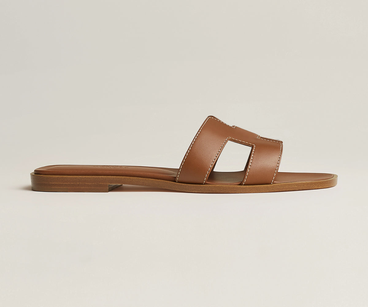 Winniemodo,Winnie modo,Hermes SM021056Z,Hermes Oran sandal,Hermes Oran brown,Hermes sandals women,Hermes sandals sale,Hermes