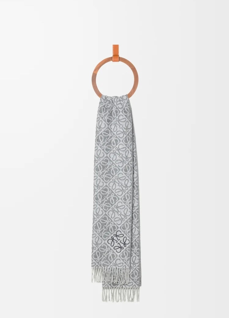 Winniemodo,Winnie modo,Loewe F811SS1X01,Loewe scarf cashmere,Loewe scarf,Loewe scarf sale,Loewe Anagram scarf,Loewe Anagram s