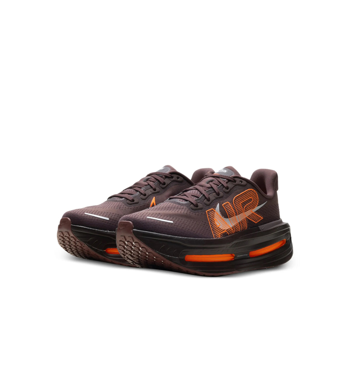 Winniemodo,Winniemodony,Nike x Renegade Vomero sneaker,Nike Vomero brown,Nike sneaker premium,Nike running shoes,Nike sneaker