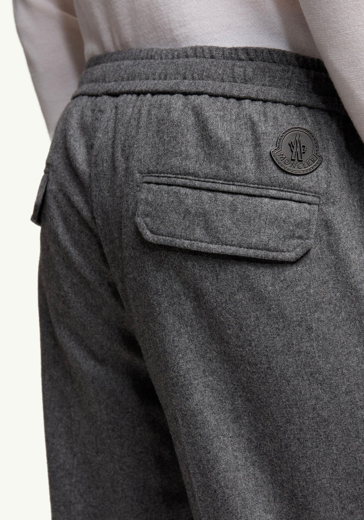 Winniemodo,Winnie modo,Moncler K20912A00017596LQ,Moncler cashmere jogging trousers,Moncler trousers,Moncler trousers sale,Mon