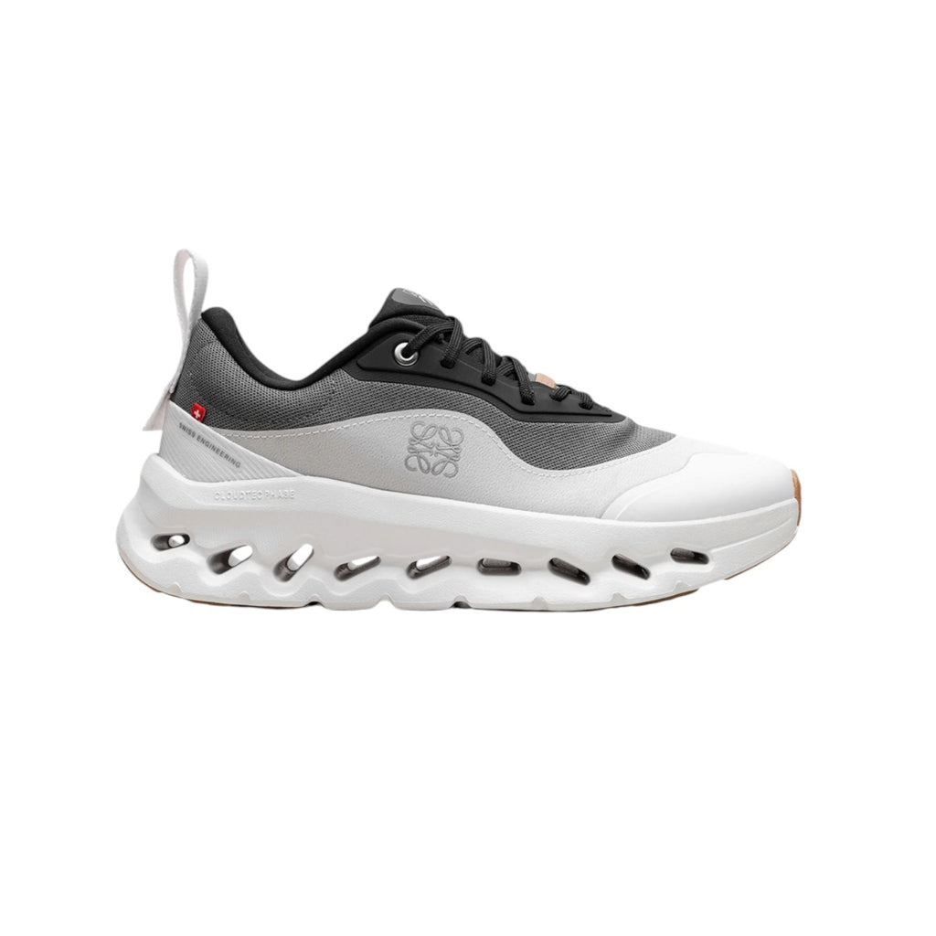 On x Loewe sneaker,On x loewe sneaker 2.0,On x Loewe sneaker white black,On x Loewe cloudtilt,On x Loewe cloudtilt 2.0,On x L