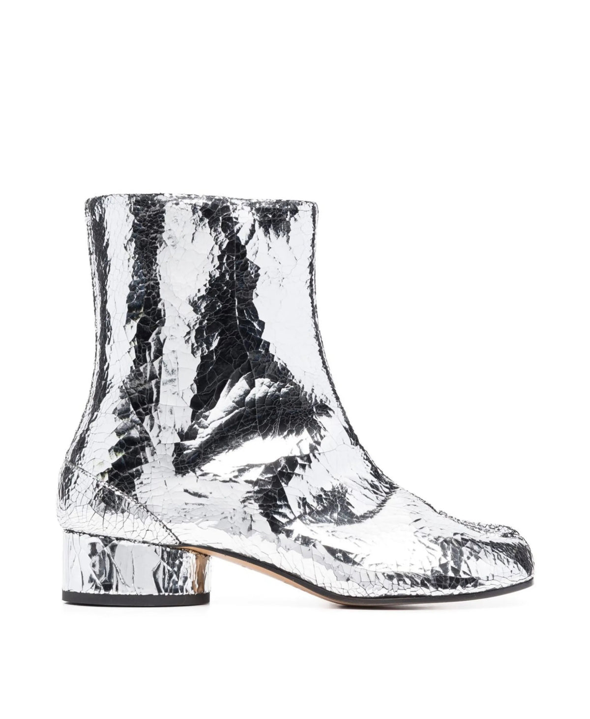 Winniemodo,Winnie modo,Maison Margiela Tabi leather ankle boots,Maison Margiela Tabi boots,Maison Margiela Tabi silver Bootie
