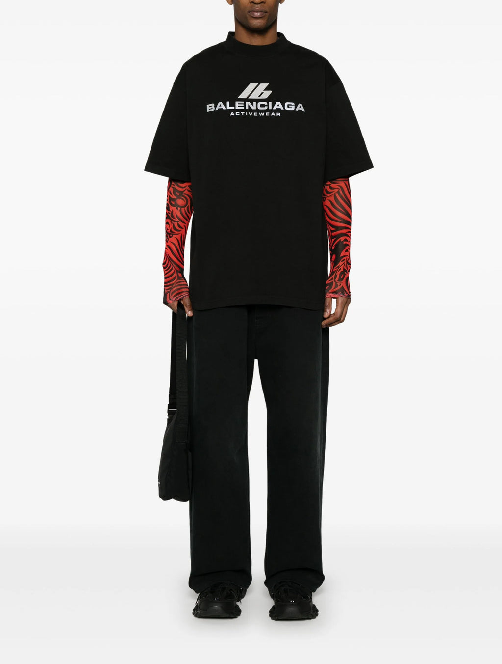 Winniemodo,Winnie modo,Balenciaga Reflective logo cotton T-shirt,Balenciaga T-shirt, Balenciaga T-shirt black,Balenciaga T-sh