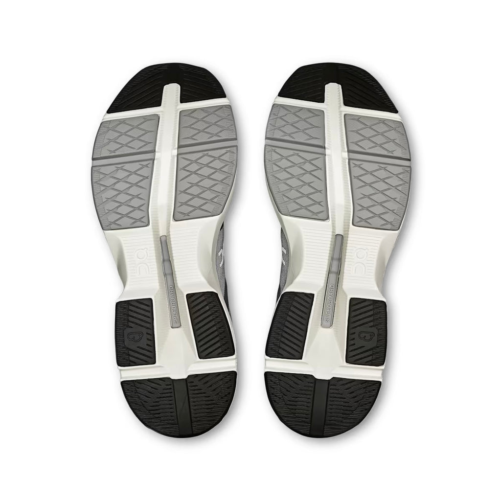 Winniemodo,Winnie modo,On Cloudpulse Sneaker,On Cloudpulse running shoes,On cloud sneaker,On cloud running,On cloud running s