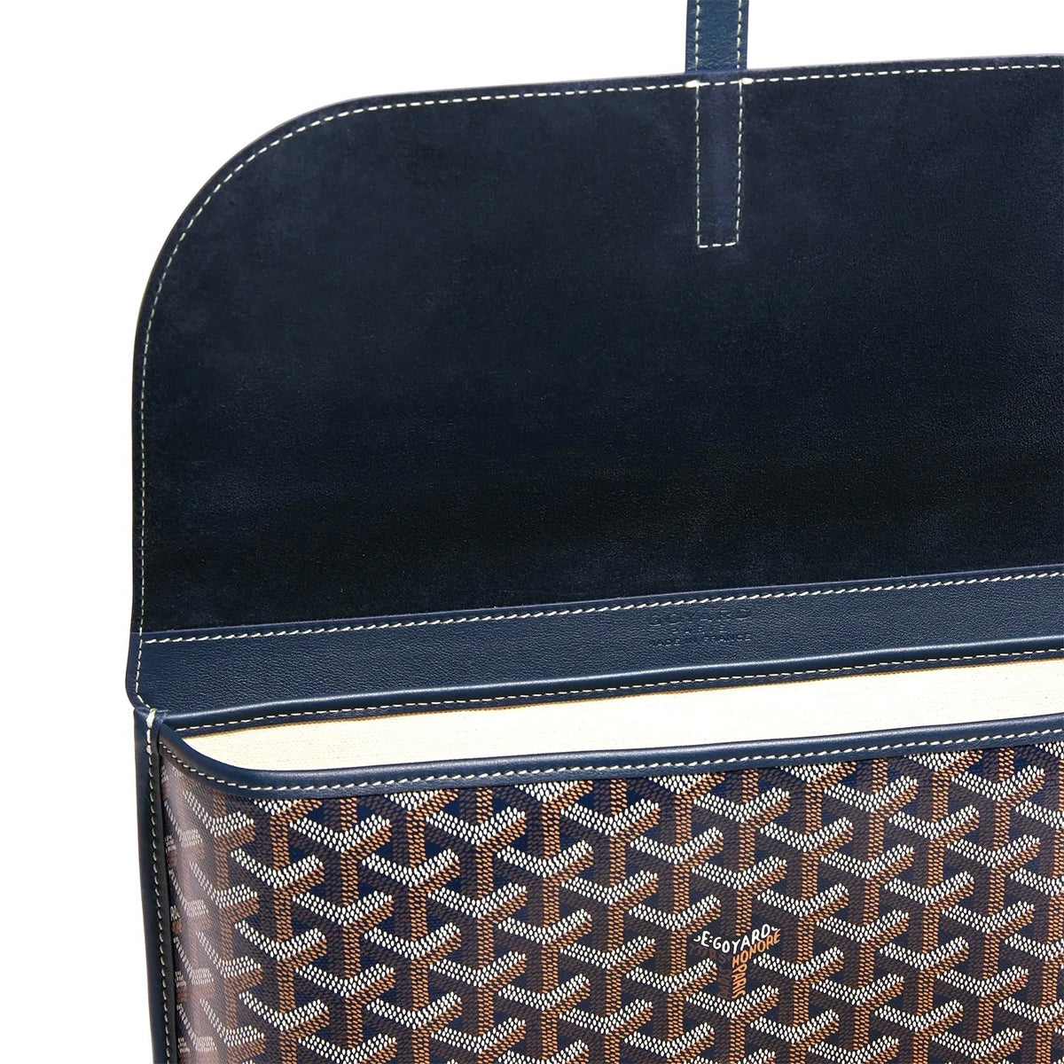 Winniemodo,Winnie modo,Goyard Coursier Messenger Bag,Goyard bag,Goyard crossbody bag,Goyard Coursier bag price,Goyard Coursie
