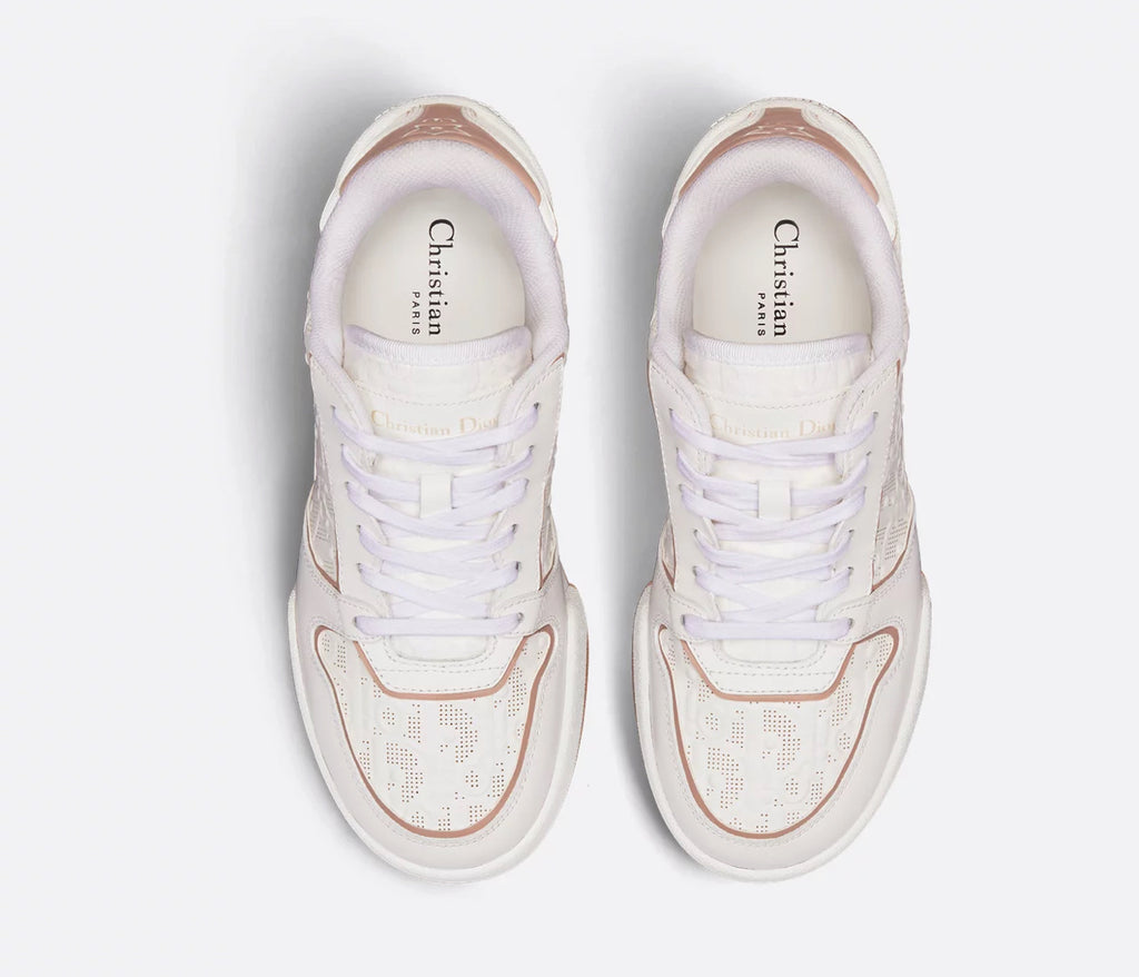 Winniemodo,Winnie modo,Dior KCK366LOM,Dior sneaker,Dior sneaker sale,Dior sneaker white,Dior sneaker white sale,Dior One snea