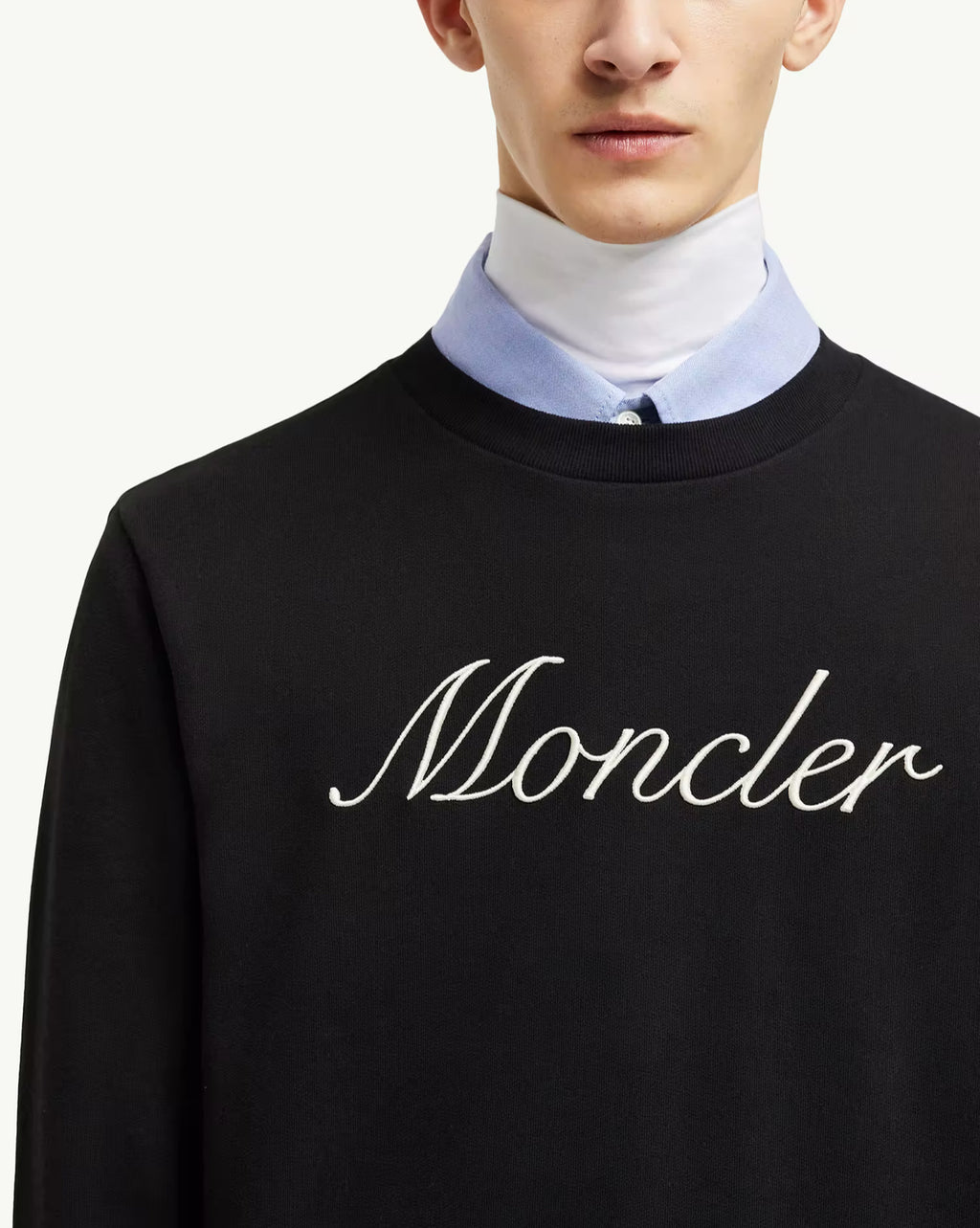 Winniemodo,Winnie modo,Moncler K10918G0003389AUJ,Moncler sweatshirt,Moncler Sweater,Moncler Sweater sale,Moncler Sweater blac