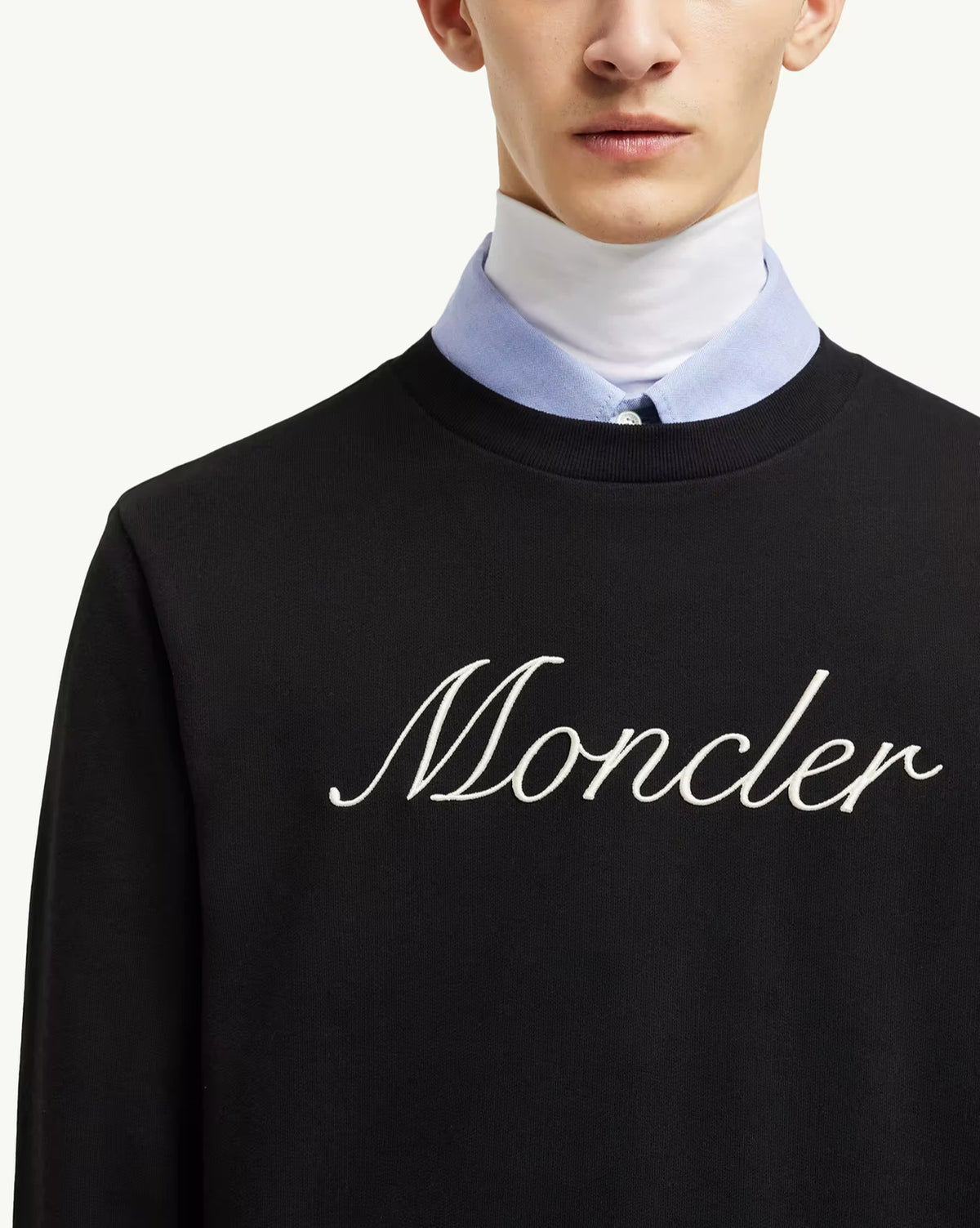 Winniemodo,Winnie modo,Moncler K10918G0003389AUJ,Moncler sweatshirt,Moncler Sweater,Moncler Sweater sale,Moncler Sweater blac