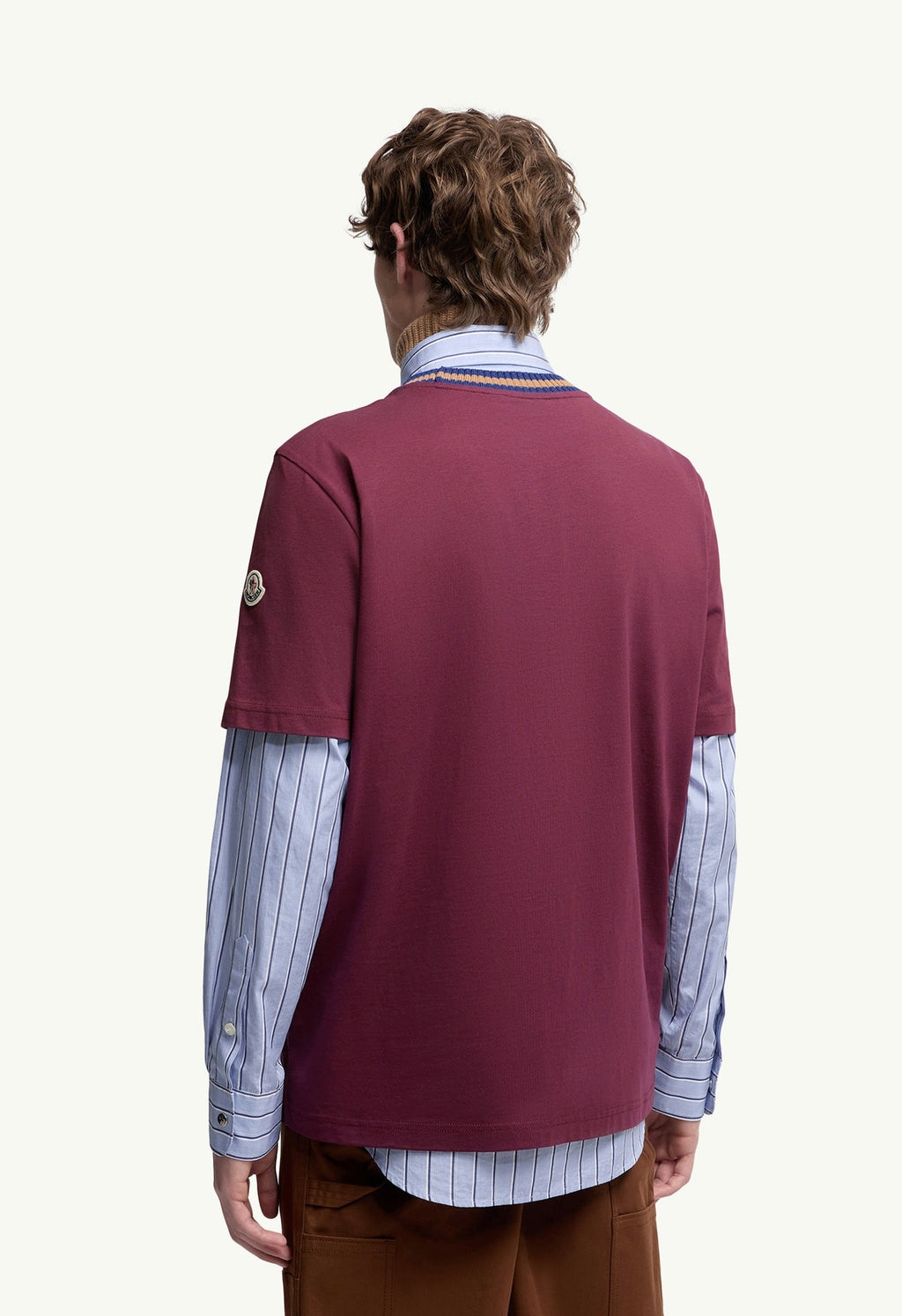 Winniemodo,Winniemodony,Moncler k20918c00022,Moncler embroidered logo T-shirt,Moncler t-shirt burgundy,Moncler tee burgundy,M