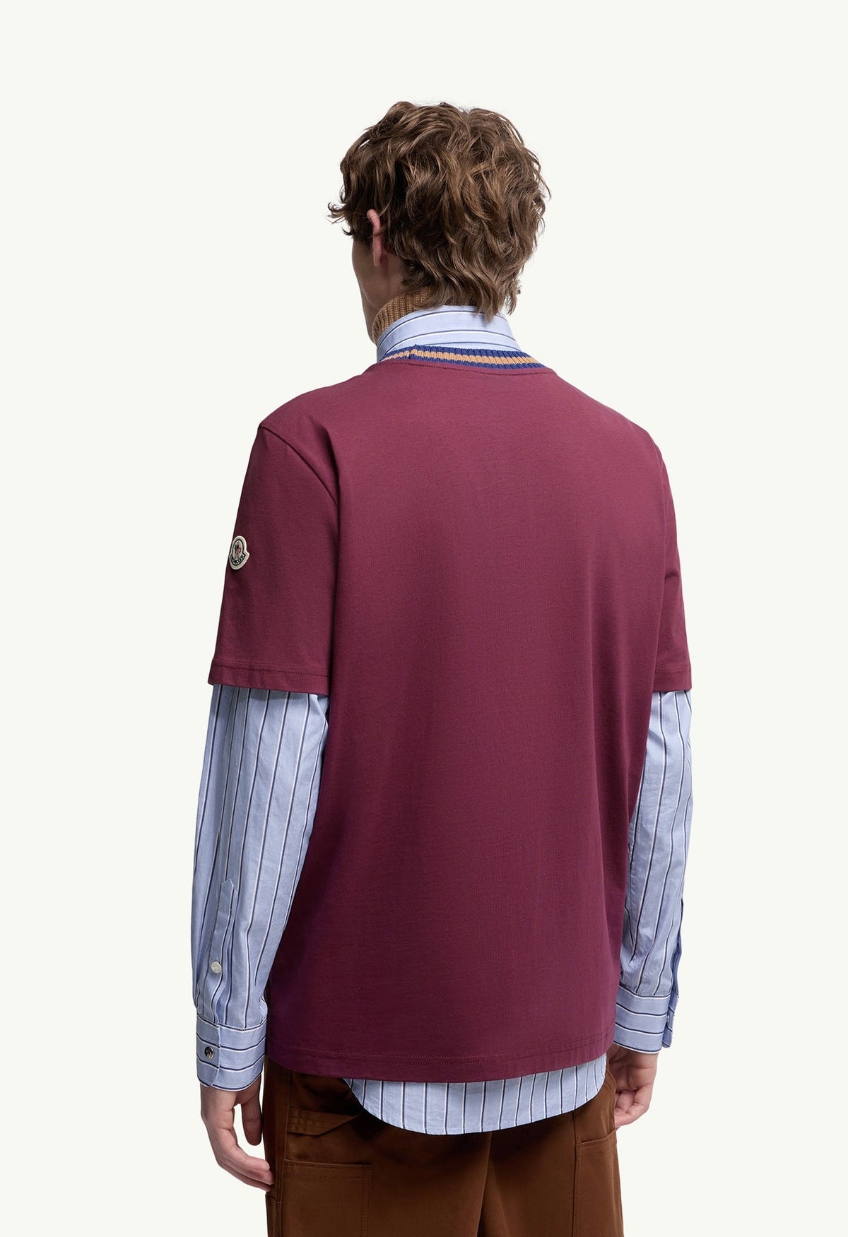 Winniemodo,Winniemodony,Moncler k20918c00022,Moncler embroidered logo T-shirt,Moncler t-shirt burgundy,Moncler tee burgundy,M