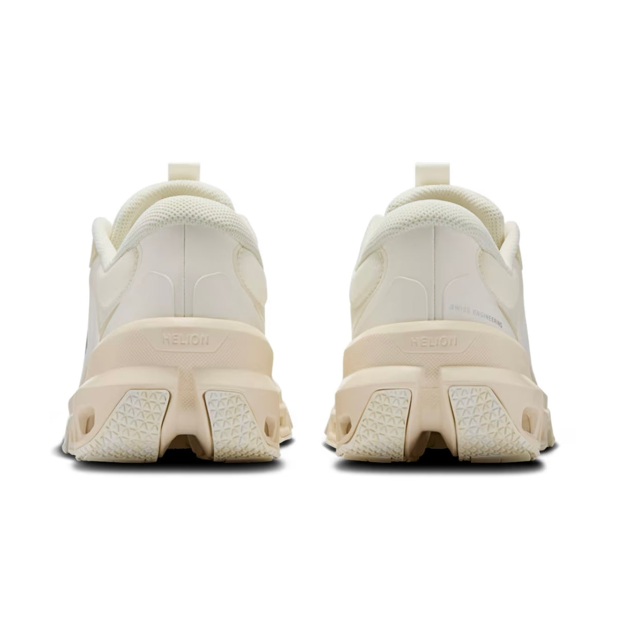 Loewe IDM929282,Loewe x Cloudventure 2.0 sneaker Eggshell,Loewe Cloudventure 2.0,Cloudventure 2.0 Loewe white,Loewe Cloudvent