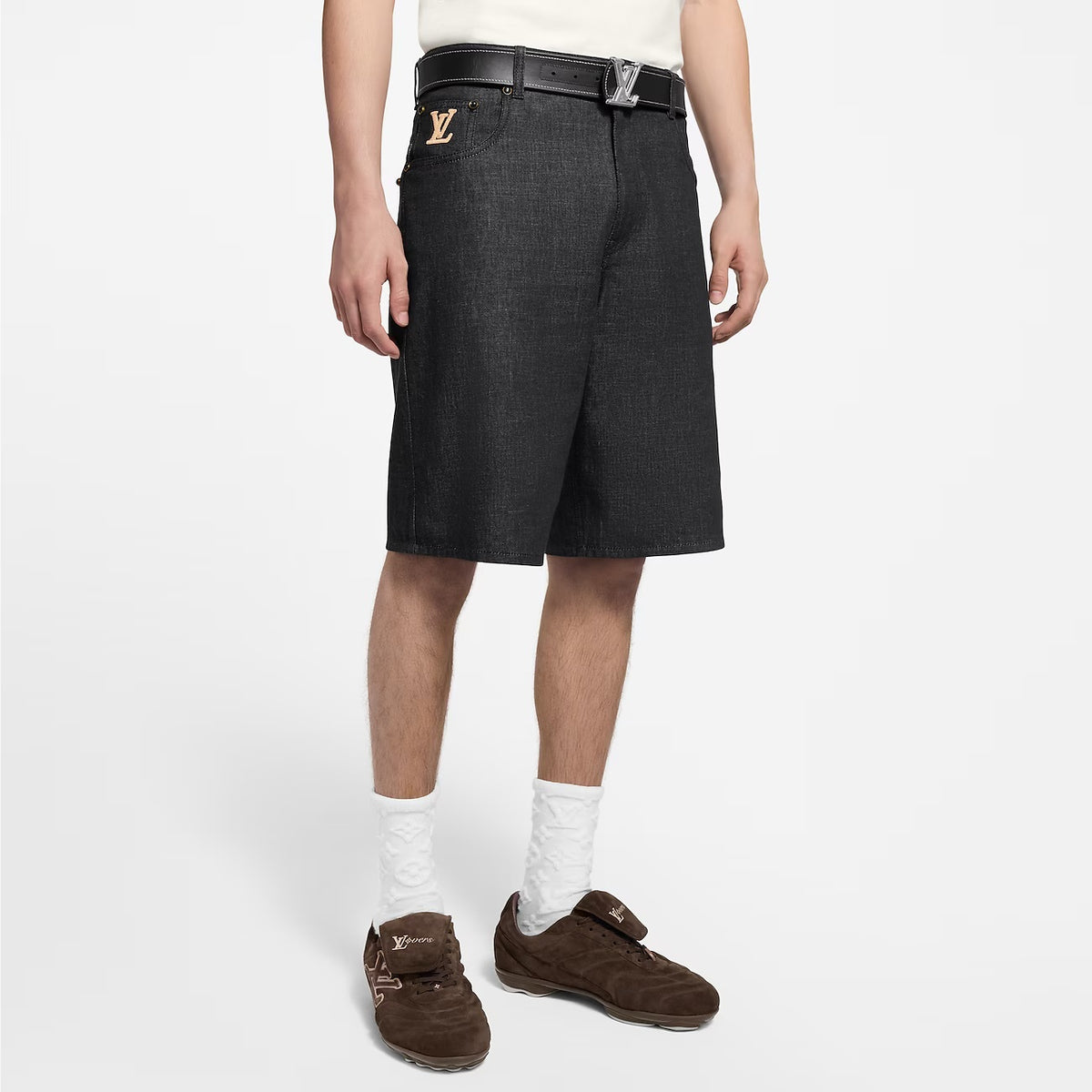 Winniemodo,Winnie modo,Louis Vuitton 1AHVC4,LV 1AHVC4,Louis Vuitton chambray shorts,LV chambray shorts,Louis Vuitton shorts,L