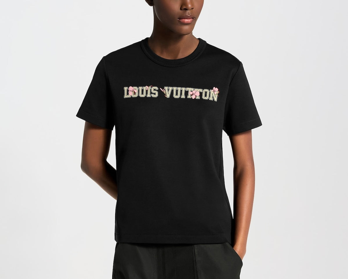 Winniemodo,Winniemodony,Louis Vuitton 1AK1IE,Louis Vuitton t-shirt sale,LV tee men discount,LV tee outlet,Luxury t-shirt,Lu