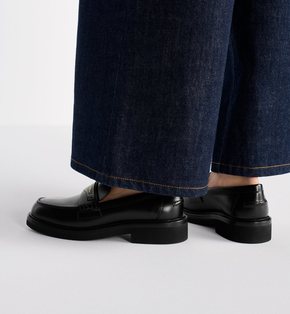 Winniemodo,Winnie modo,Dior KDB759ACA,Dior boy loafer,Dior loafer,Dior loafer sale,Dior loafer black,Dior loafer womens,Dior
