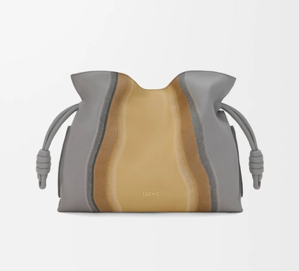 Winniemodo,Winnie modo,Loewe A411FC1XCX,Loewe bag,Loewe bag sale,Loewe flamenco bag,Loewe flamenco medium,Loewe flamenco medi