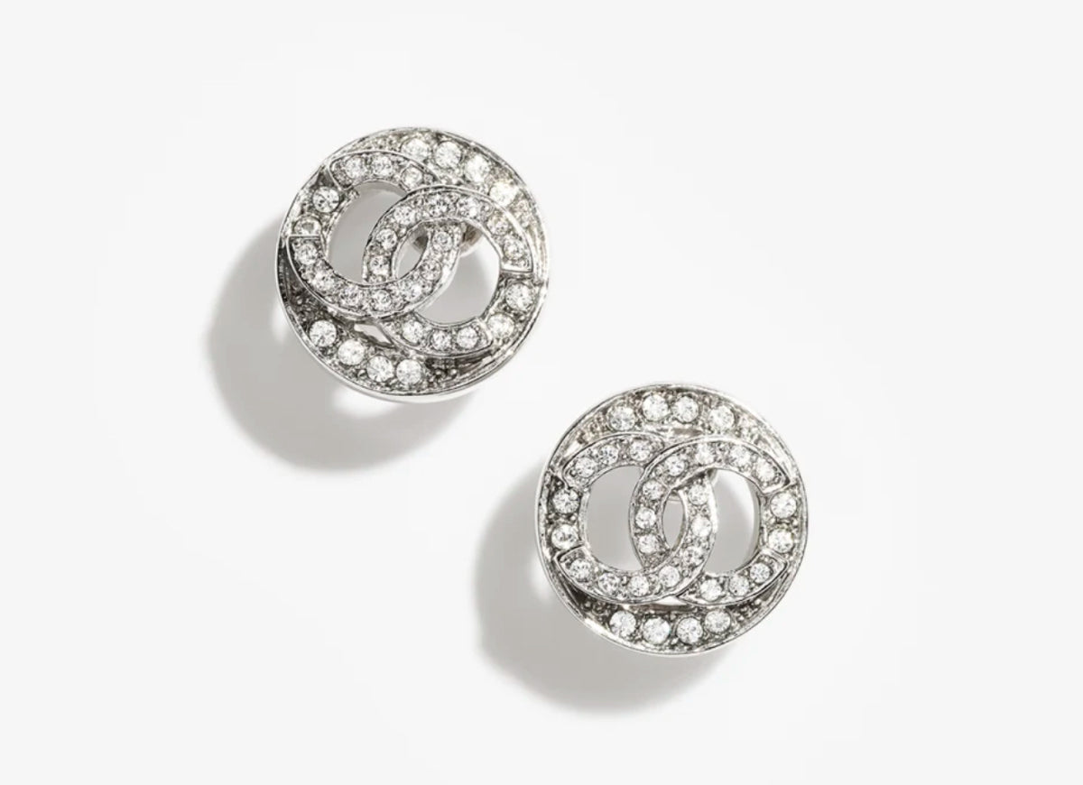 Chanel 25C stud earrings,Chanel crystal earrings,Chanel crystal earrings cc logo,Chanel crystal silver earrings,Chanel earrin