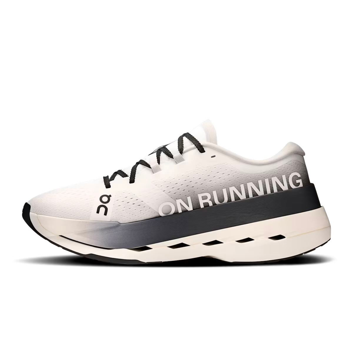Winniemodo,Winnie modo,On Cloud Cloudboom Max sneaker,On Cloud Cloudboom Max,On cloud sneaker,On cloud sneaker sale,On cloud