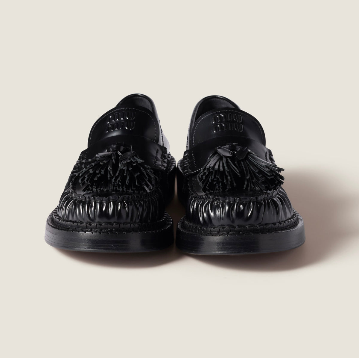 Winniemodo,Winniemodony,MIU MIU 5D497E,Miu Miu tassel loafer,Miu Miu loafer black,Miu Miu loafer sale,Miu Miu loafer outlet,M