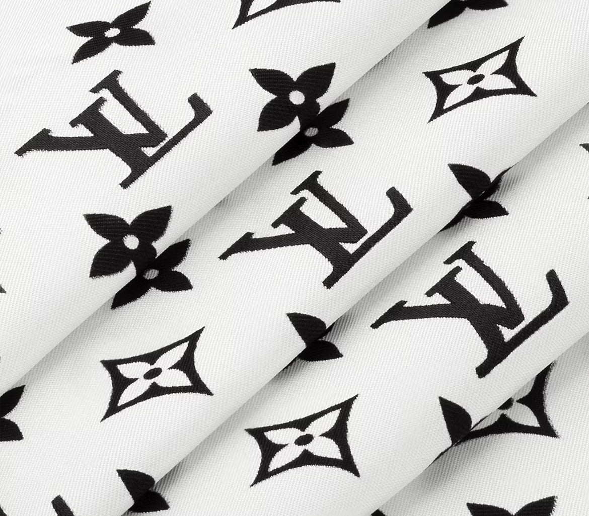 Louis Vuitton M90694,LV M90694,Louis Vuitton monogram infinity square 90,LV monogram infinity square 90,Louis Vuitton pink si